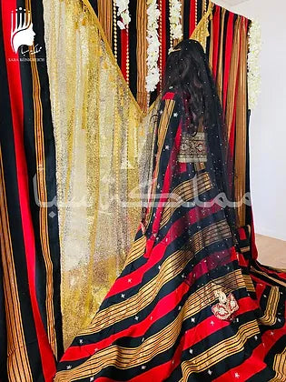 فستان عرائسي تراثي(موديل 1)ايجار 250+رهن 200