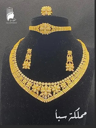 فستان (موديل 10)ايجارمع الاكسسوارات 120+رهن 150