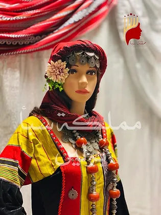 8لبس نسائي تراثي(موديل 8) رهن € 100 + ايجار0