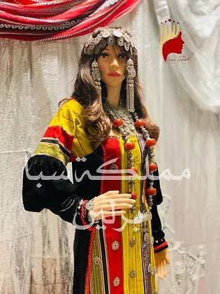 8لبس نسائي تراثي(موديل 8) رهن € 100 + ايجار0