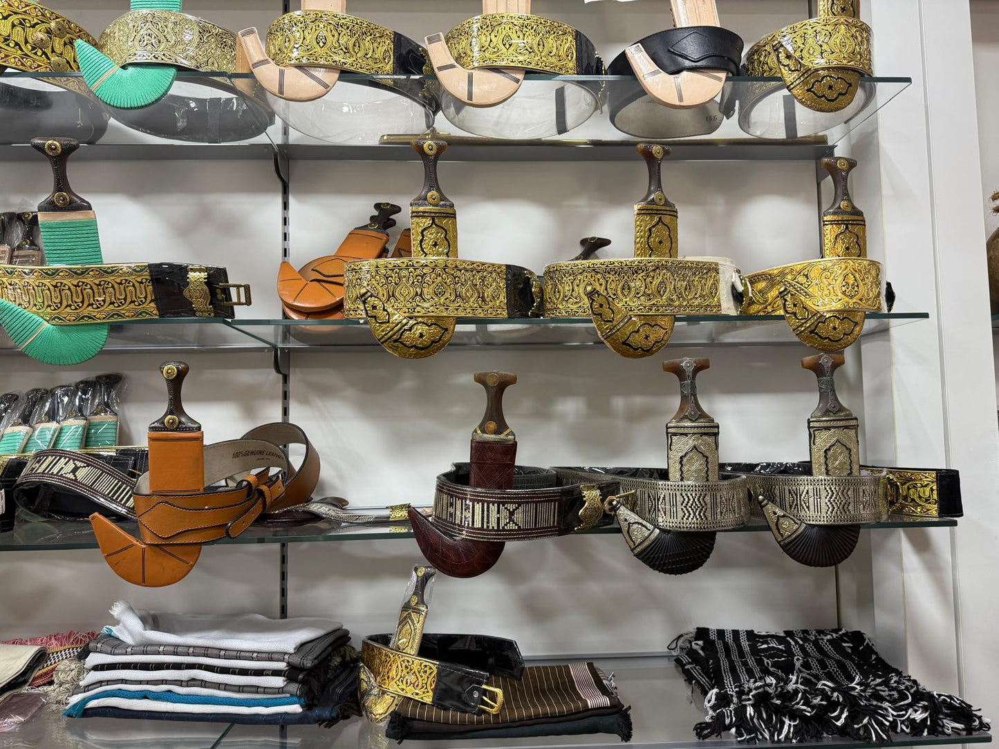 جنبية رجالي
