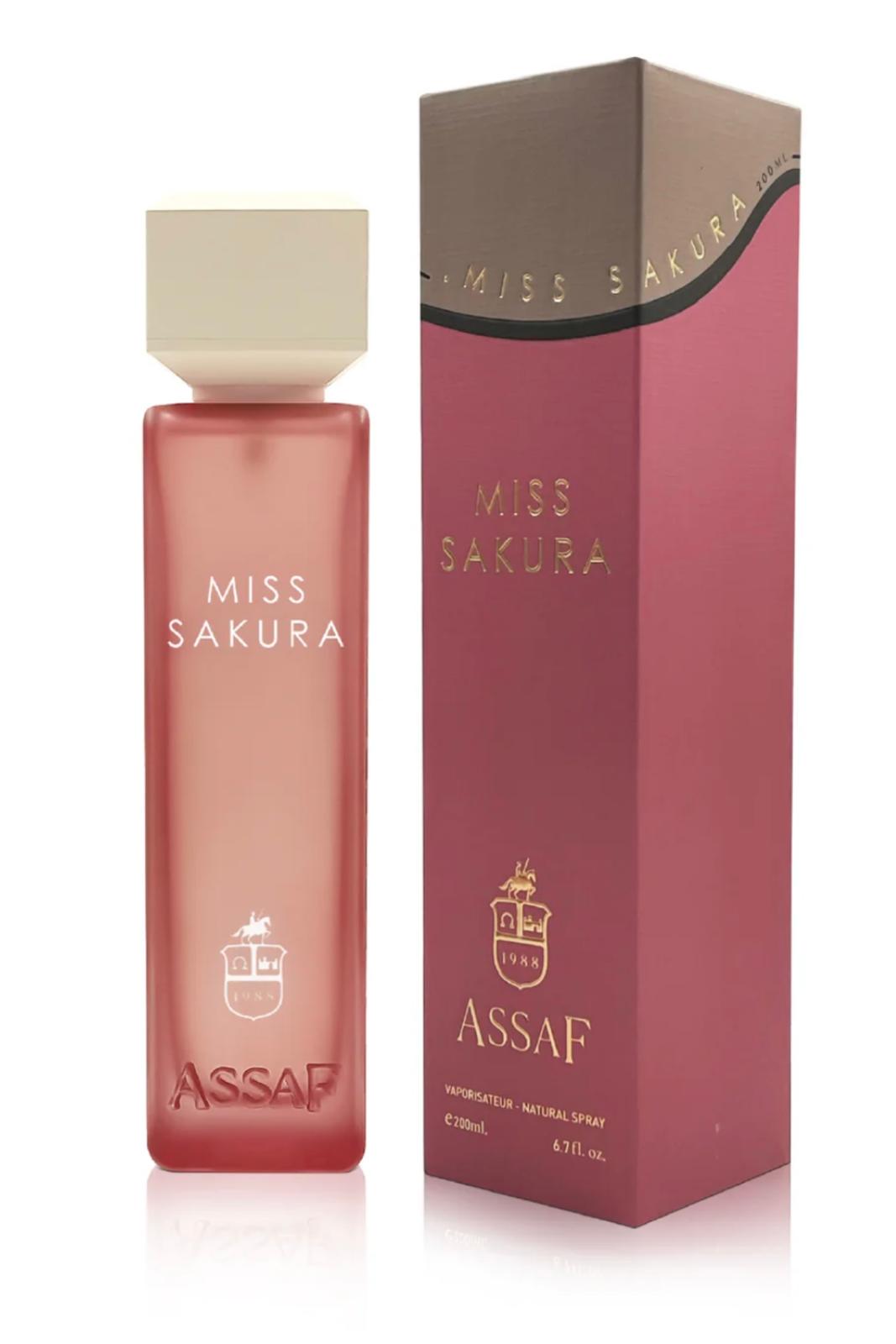 عطر مس ساكورا عساف